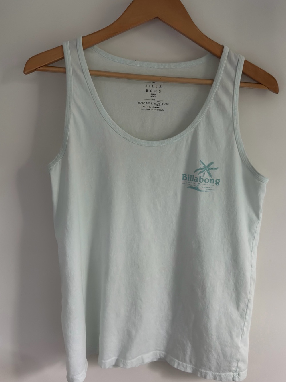 Billabong Pale Aqua Scoop Neck Tank Size Large